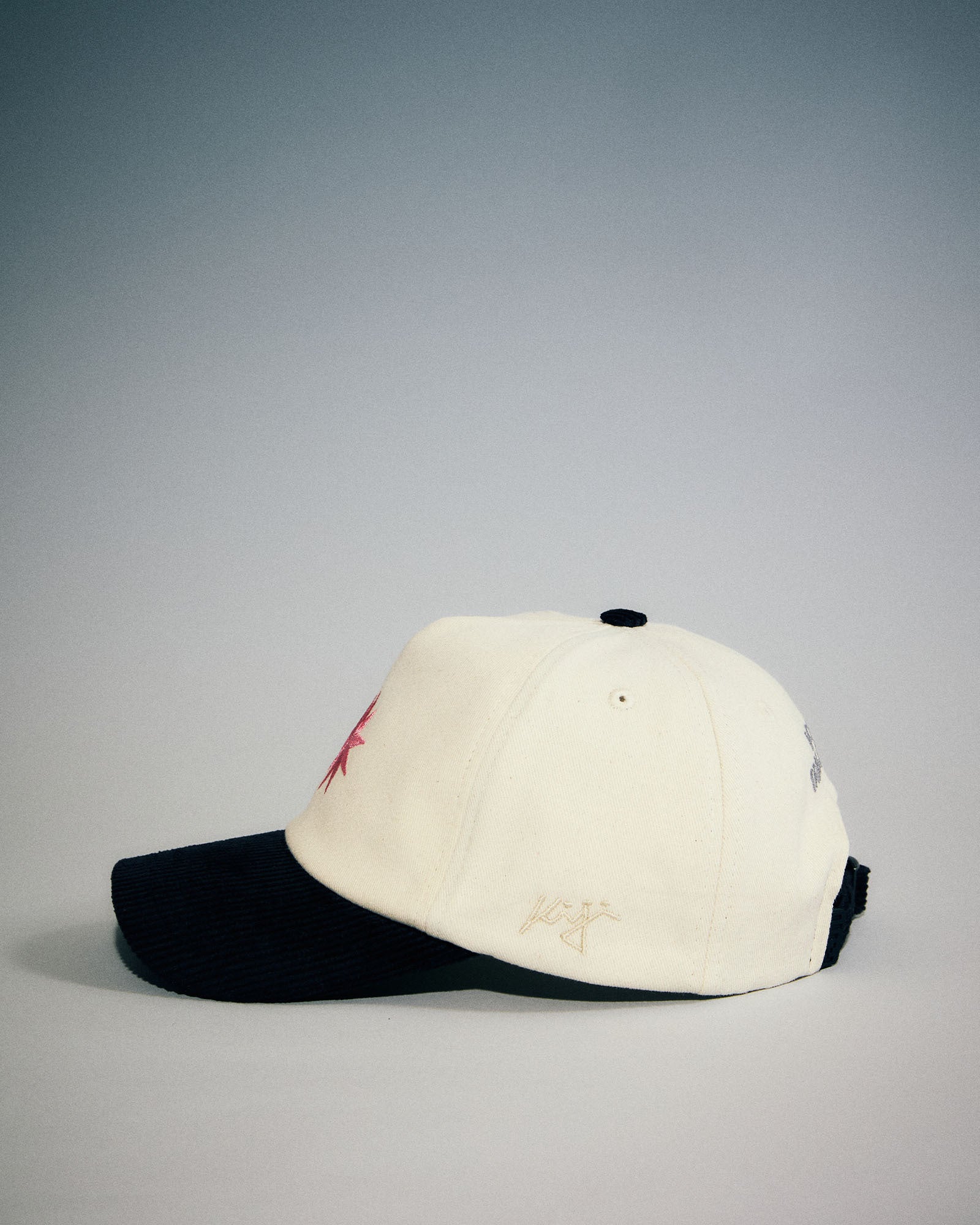 Boné Dad Kiji x Doce Estrela – Off White