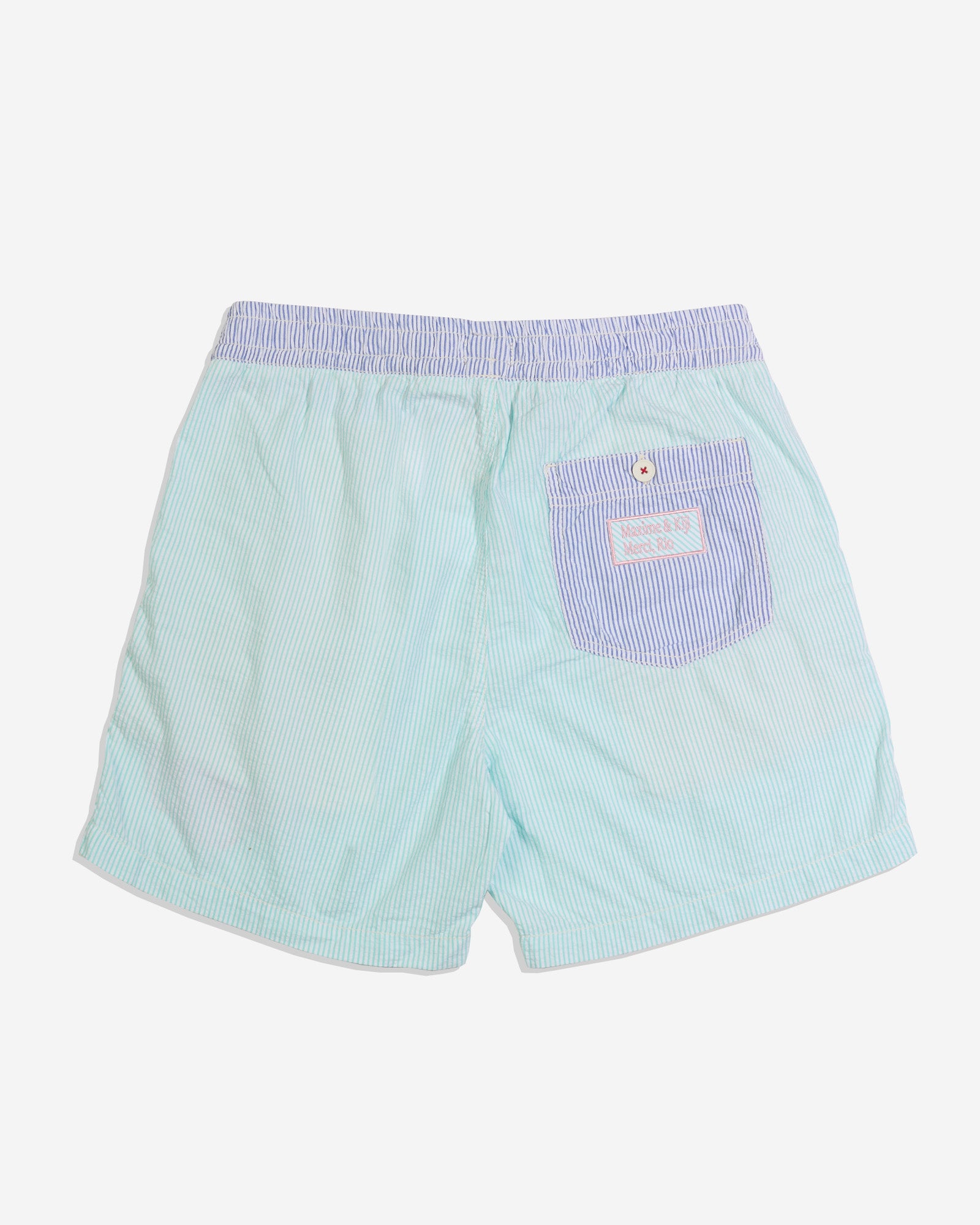 Bermuda Stripes Kiji x Maxime Hibisco - Verde, regular fit, 100% algodão, confortáveis, com bolsos e cordão na cintura.