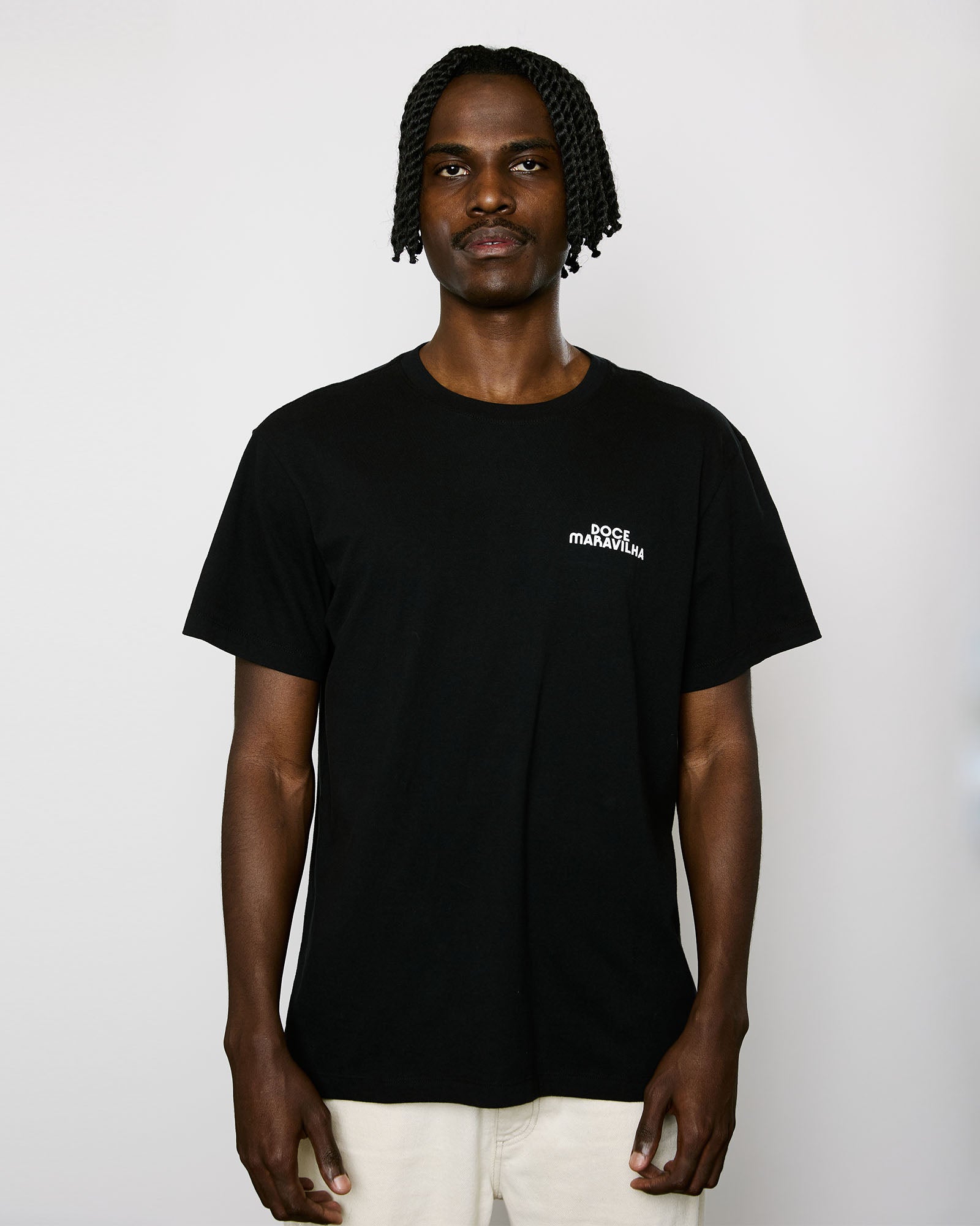 T-Shirt Classic Kiji x Doce Maravilha Lineup – Preto